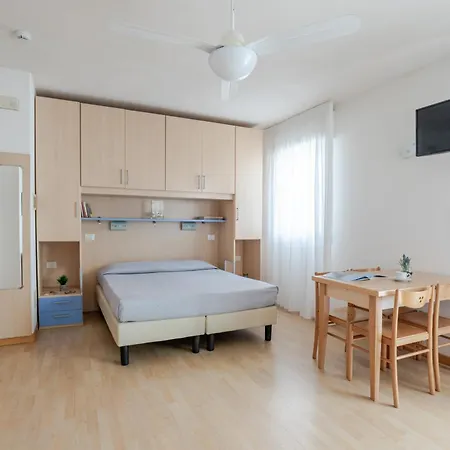 La Brezza Frontemare Отель