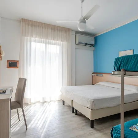 Otel La Brezza Frontemare Lido di Jesolo