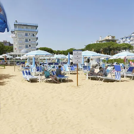 La Brezza Frontemare 3*