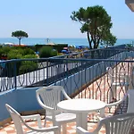 La Brezza Frontemare Otel Lido di Jesolo