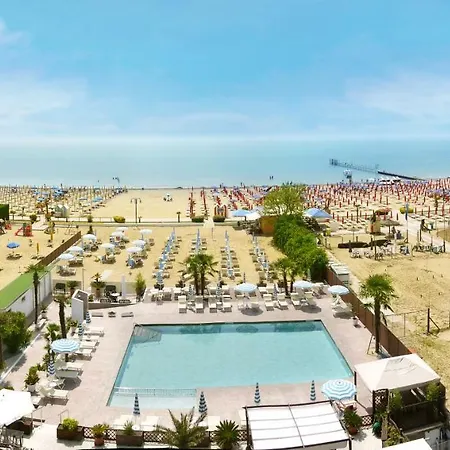 Hotel La Brezza Frontemare 3*