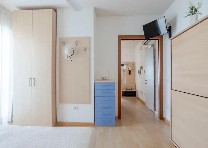 Hotel La Brezza Frontemare 3*