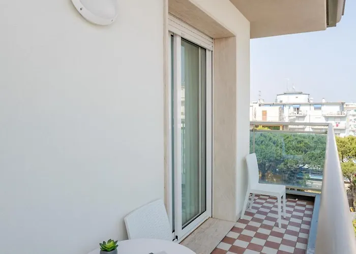 La Brezza Frontemare 3*