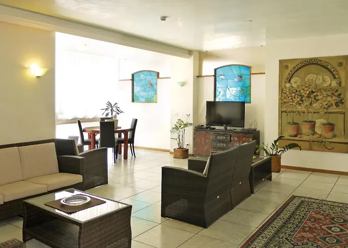 Hotel La Brezza Frontemare 3*