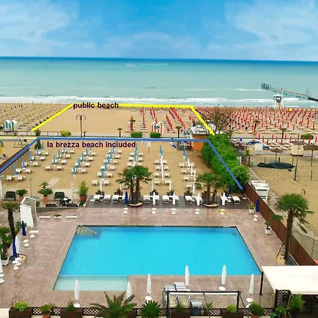 La Brezza Frontemare ホテル