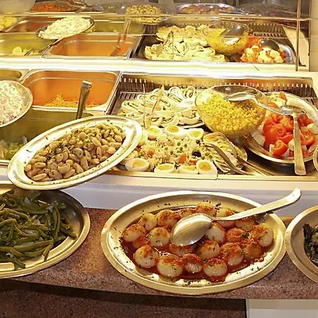 La Brezza Frontemare فندق ليدو دي يسولو