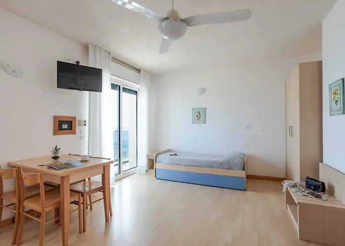 La Brezza Frontemare リド・ディ・イエゾロ